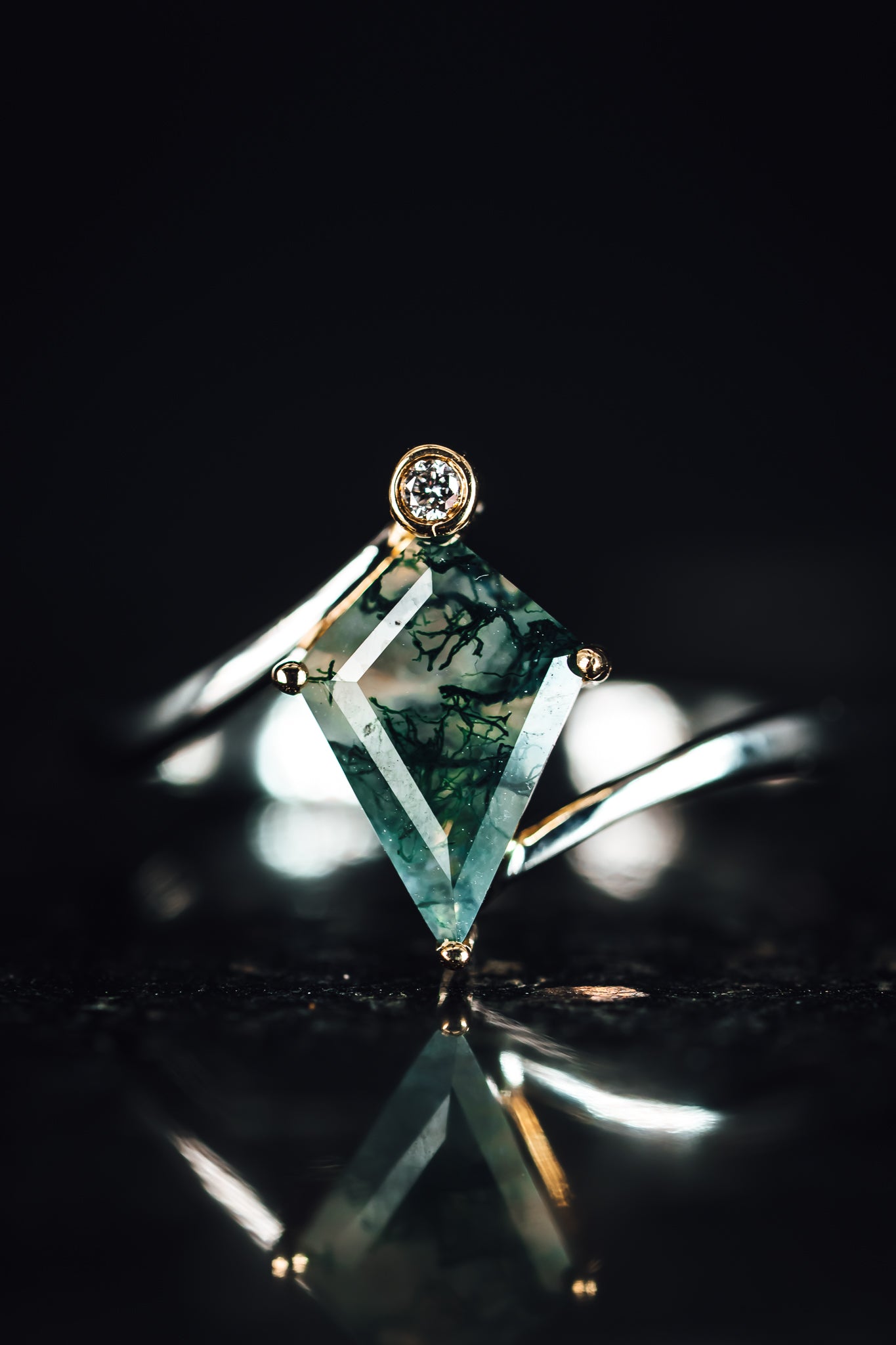 14k White and Yellow Gold Moss Agate and Diamond Ring