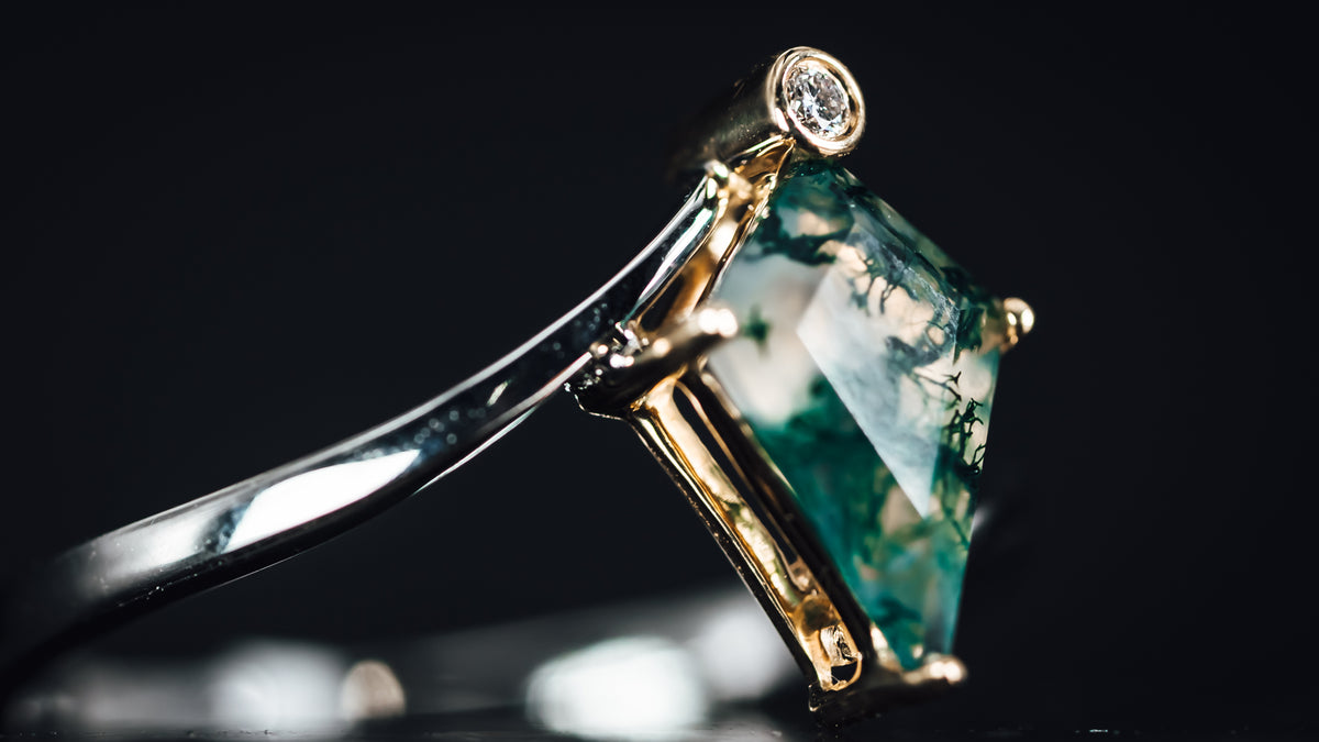 14k White and Yellow Gold Moss Agate and Diamond Ring