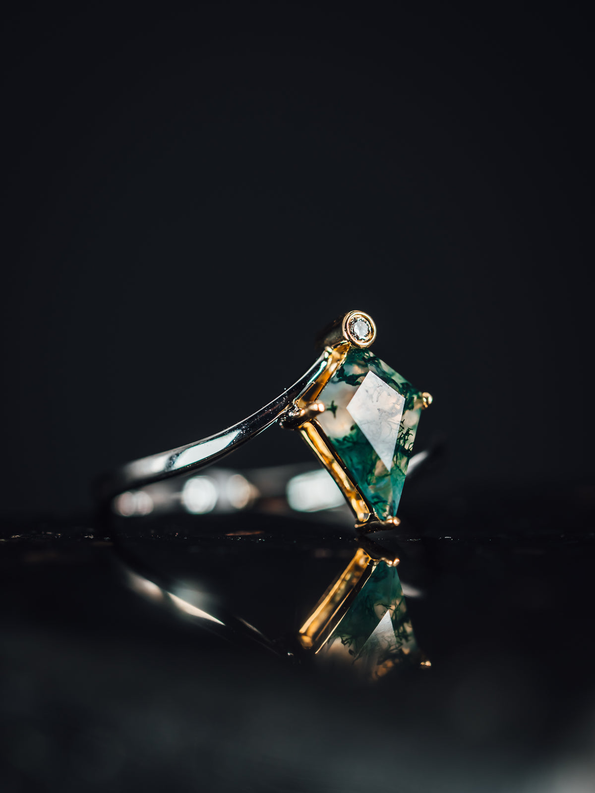 14k White and Yellow Gold Moss Agate and Diamond Ring