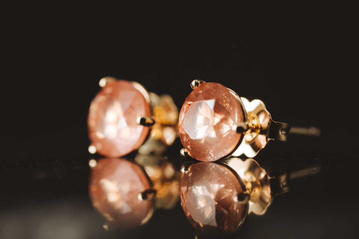14k Yellow Gold Oregon Sunstone Stud Earrings