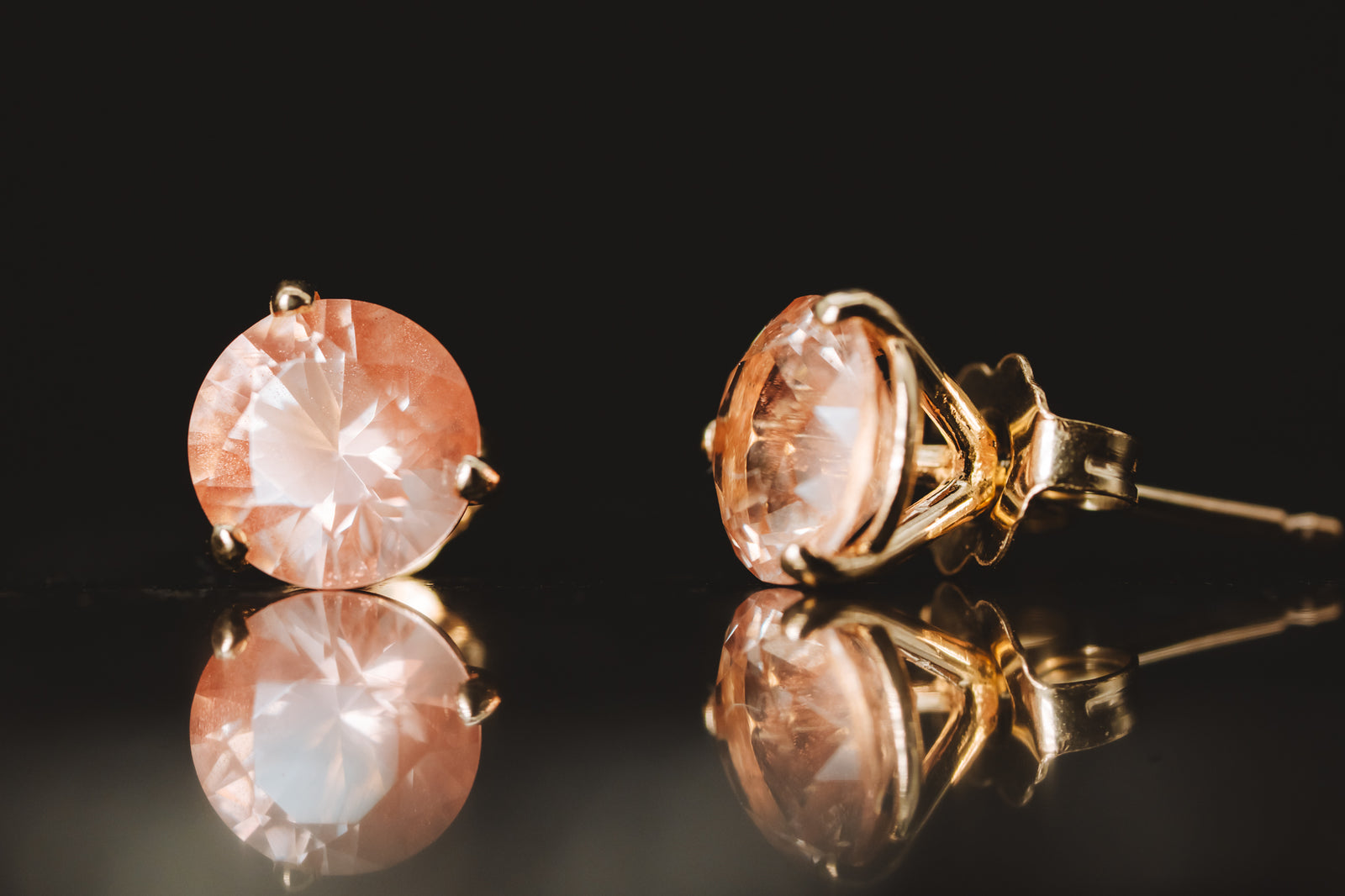 14k Yellow Gold Oregon Sunstone Stud Earrings