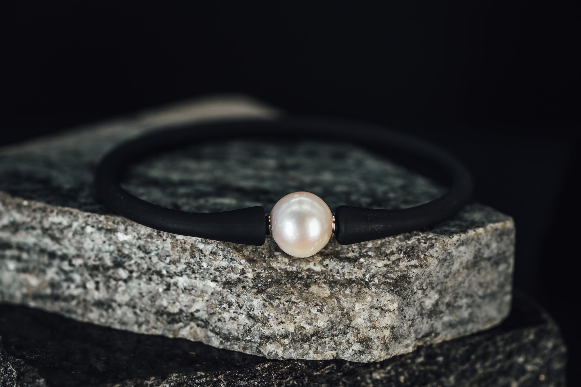 Rubber and Freshwater Pearl Bracelet