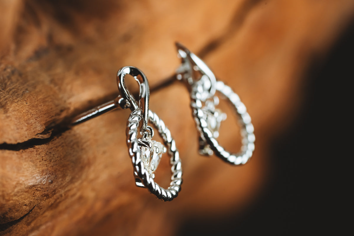 14k White Gold Diamond Earrings