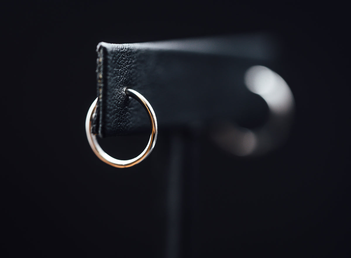 14k White Gold Huggie Hoop Earrings