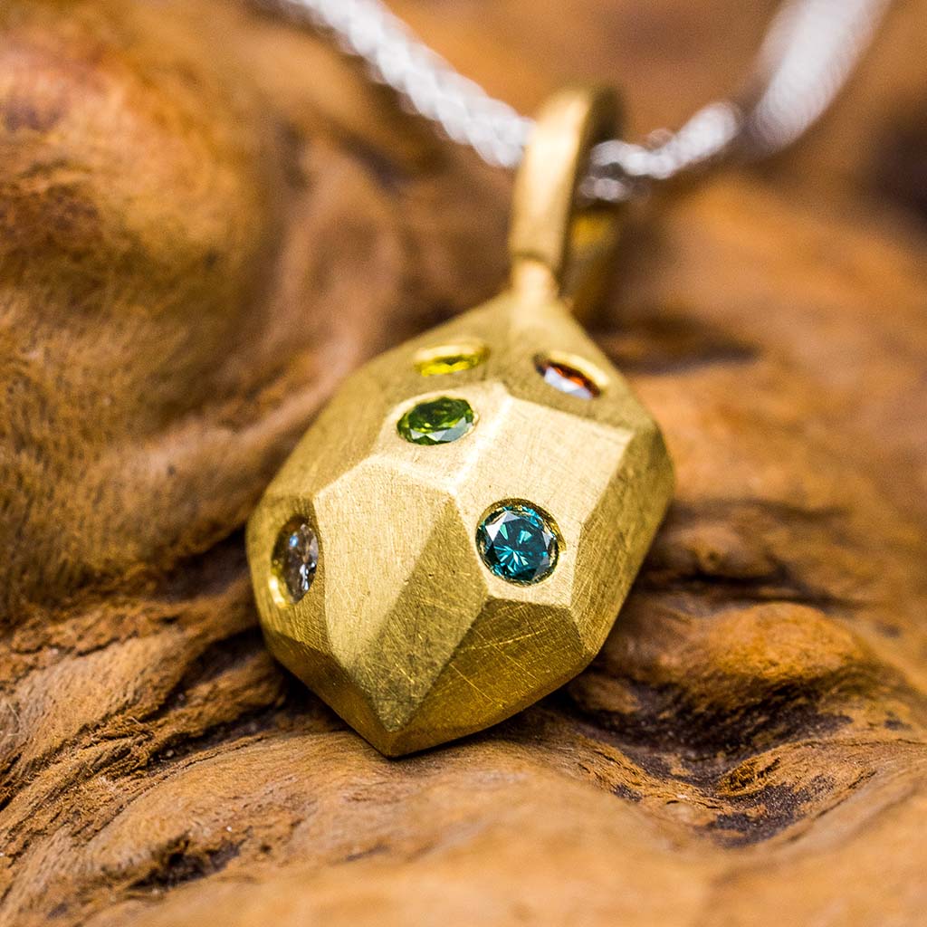 18k Yellow Gold Multi-Color Diamond Pendant