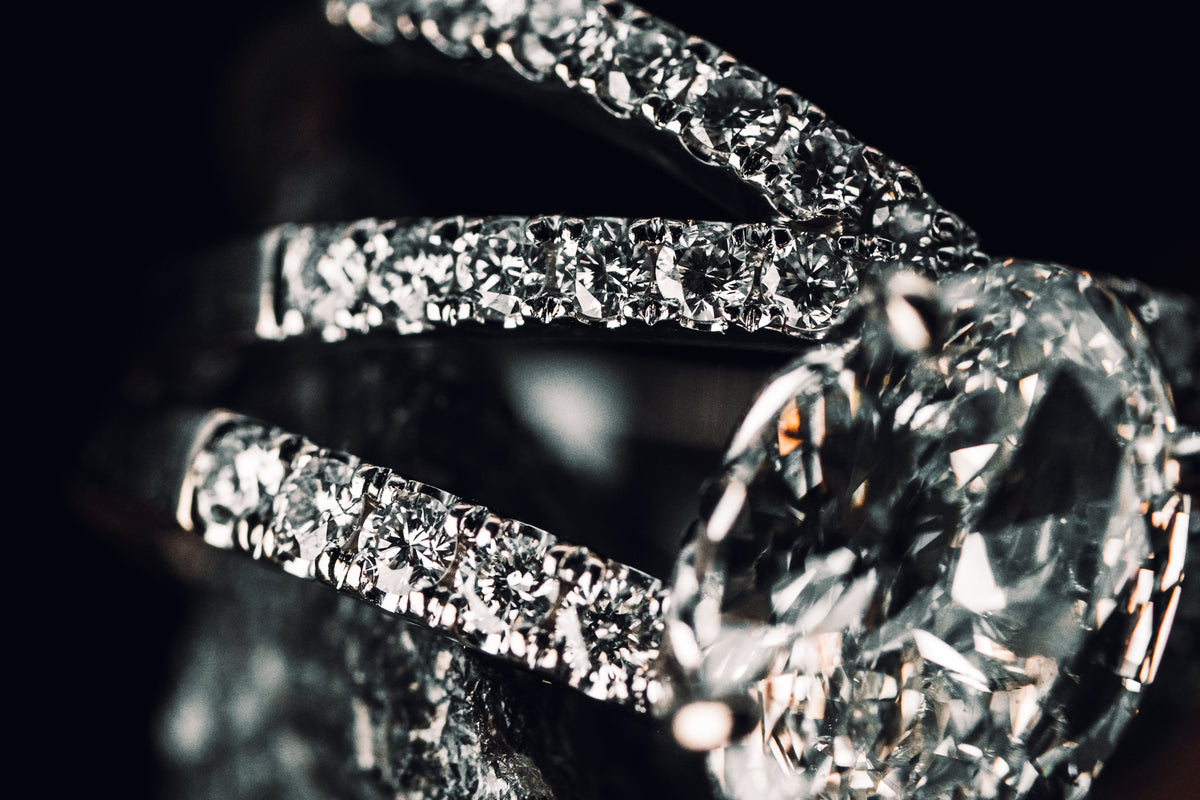 14k White Gold 3.04 ct Oval Diamond Wedding Ring