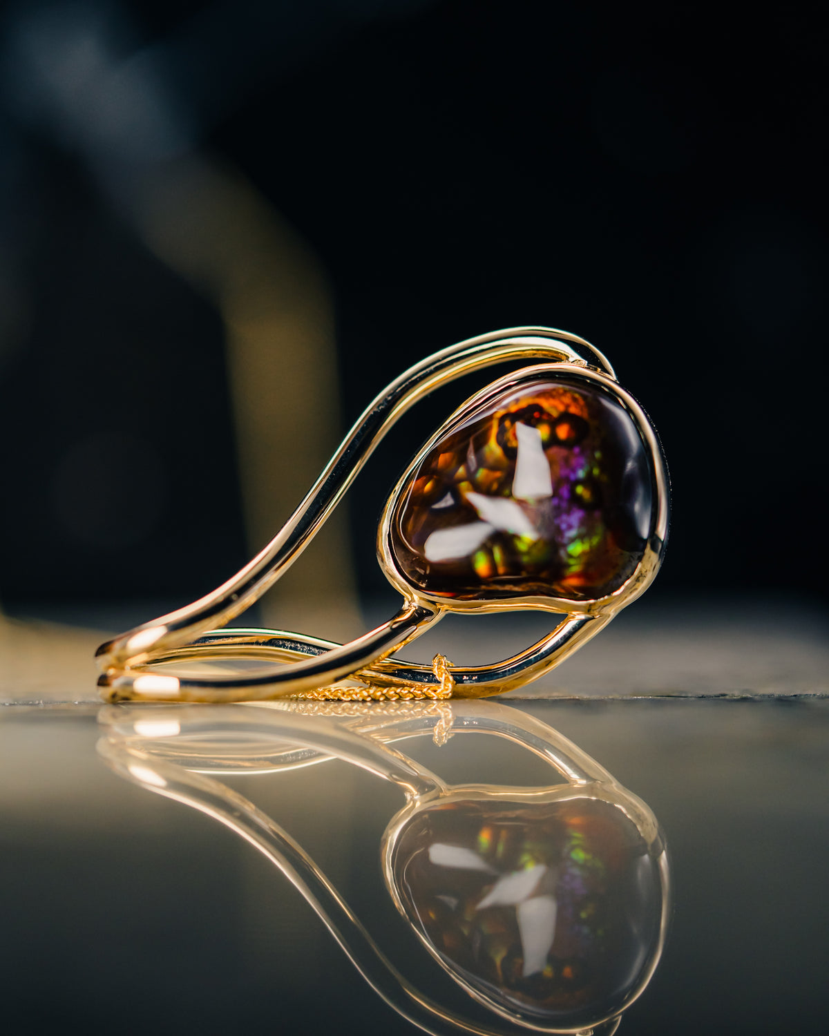 14k Yellow Gold Fire Agate Pendant