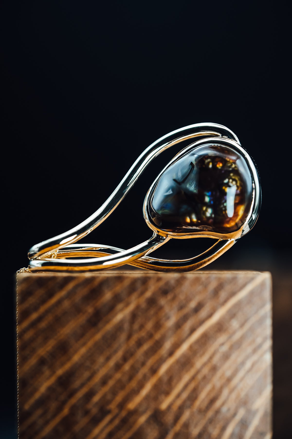 14k Yellow Gold Fire Agate Pendant