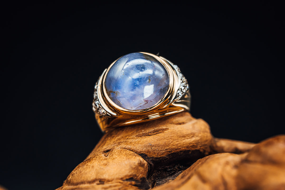 14k Yellow Gold Sapphire Cabochon and Diamond Ring