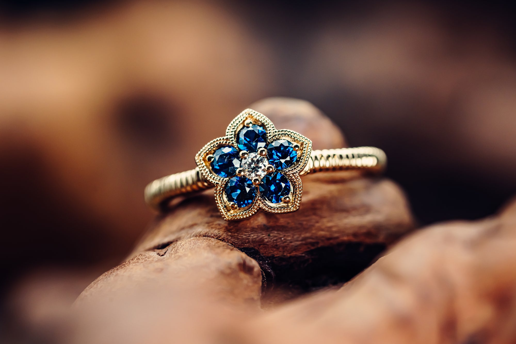 14k Yellow Gold Sapphire and Diamond Flower Ring