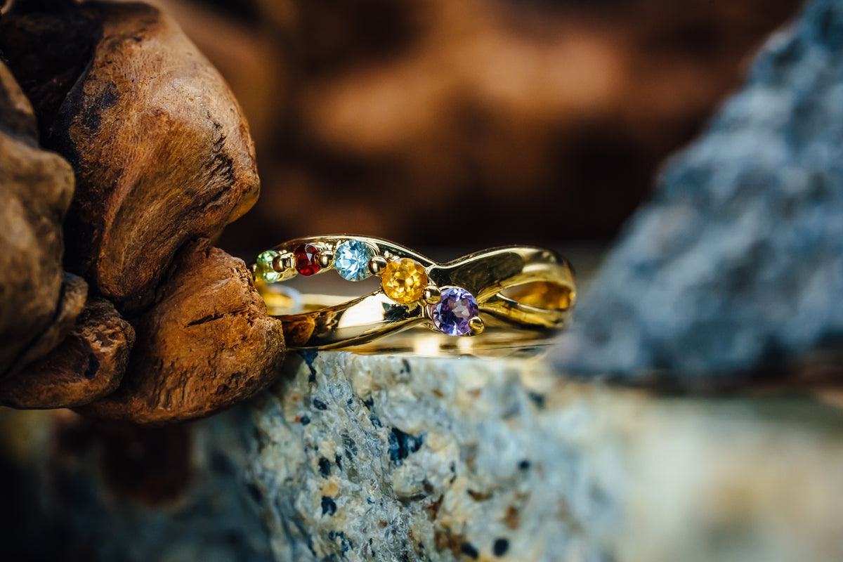 14k Yellow Gold Semi-Precious Stone Ring