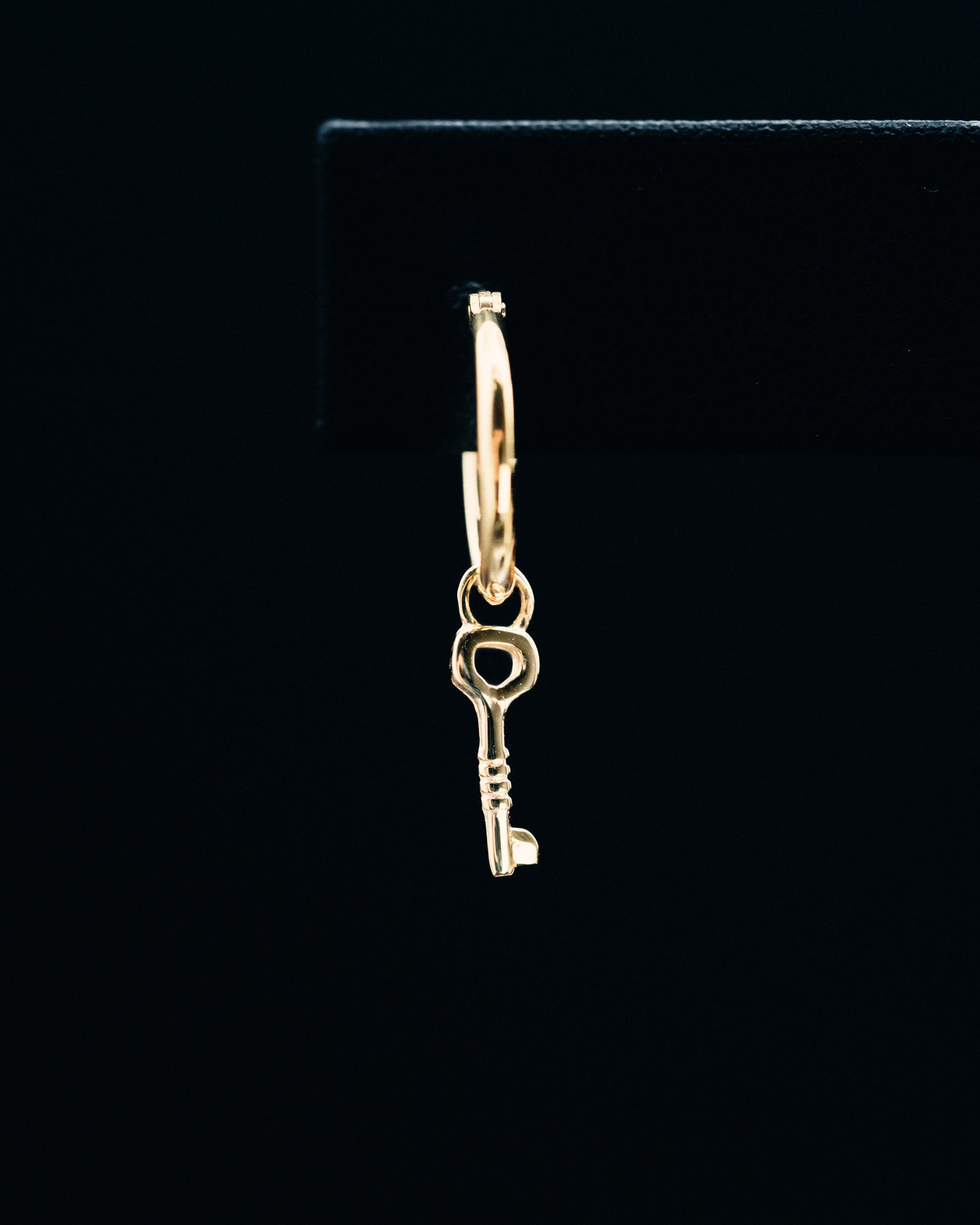 14k Yellow Gold Small Hoop Earrings w/Lock and Key Dangles