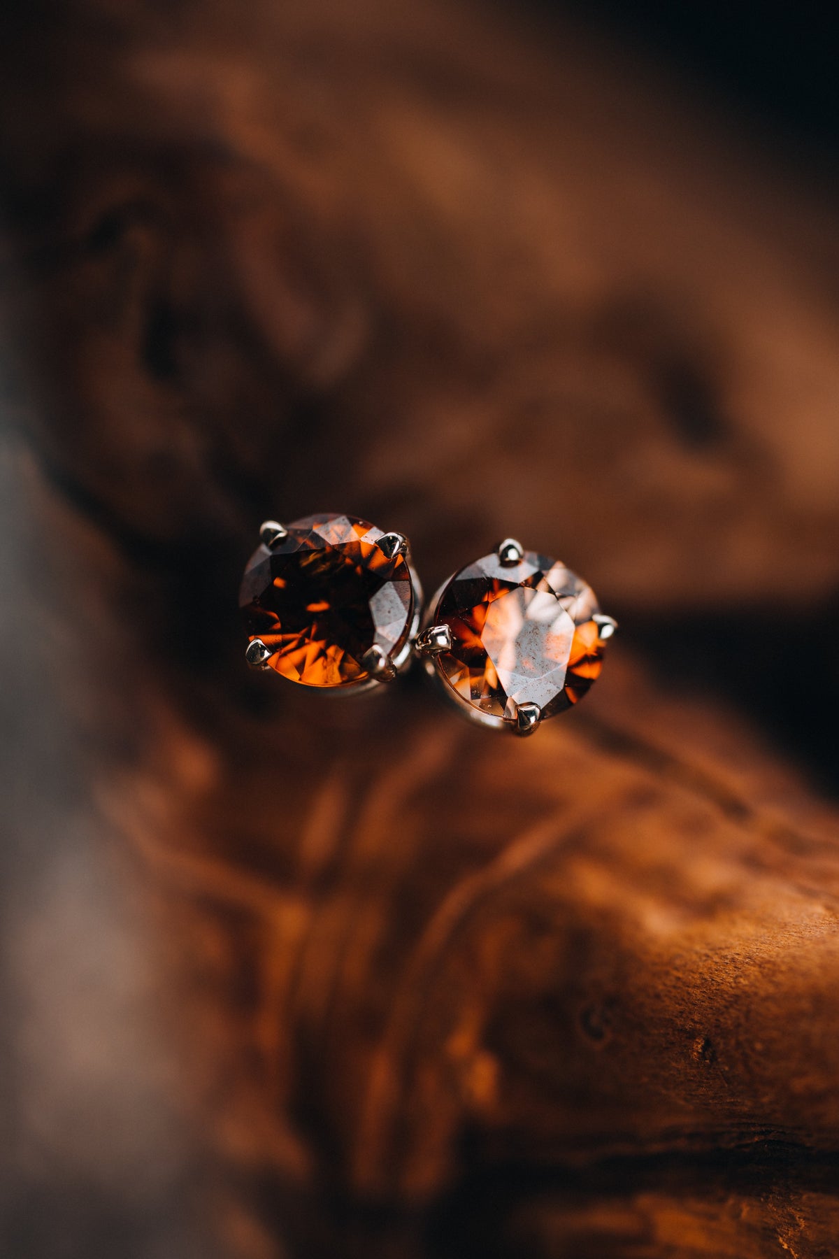 14k White Gold Golden Zircon Stud Earrings