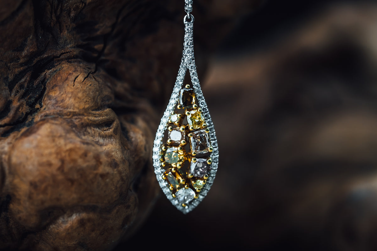 18k White Gold Yellow Diamond Pendant