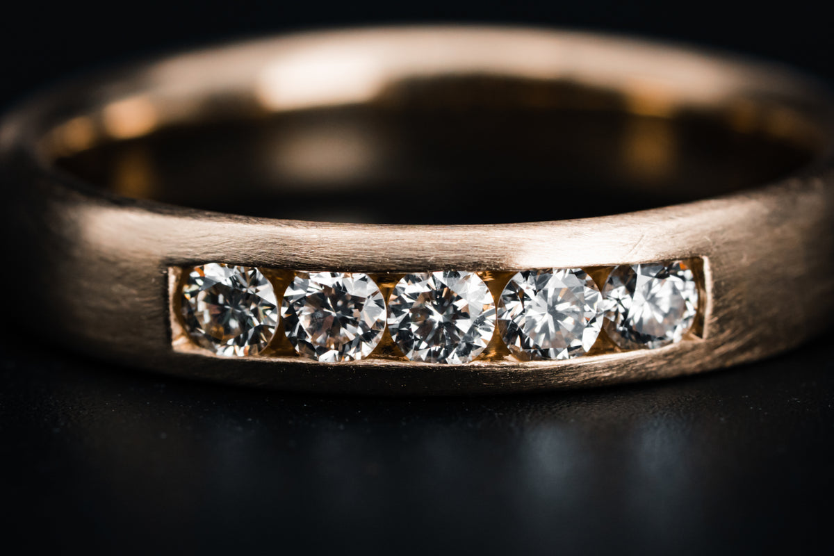 14k Yellow Gold Men&#39;s Diamond Ring