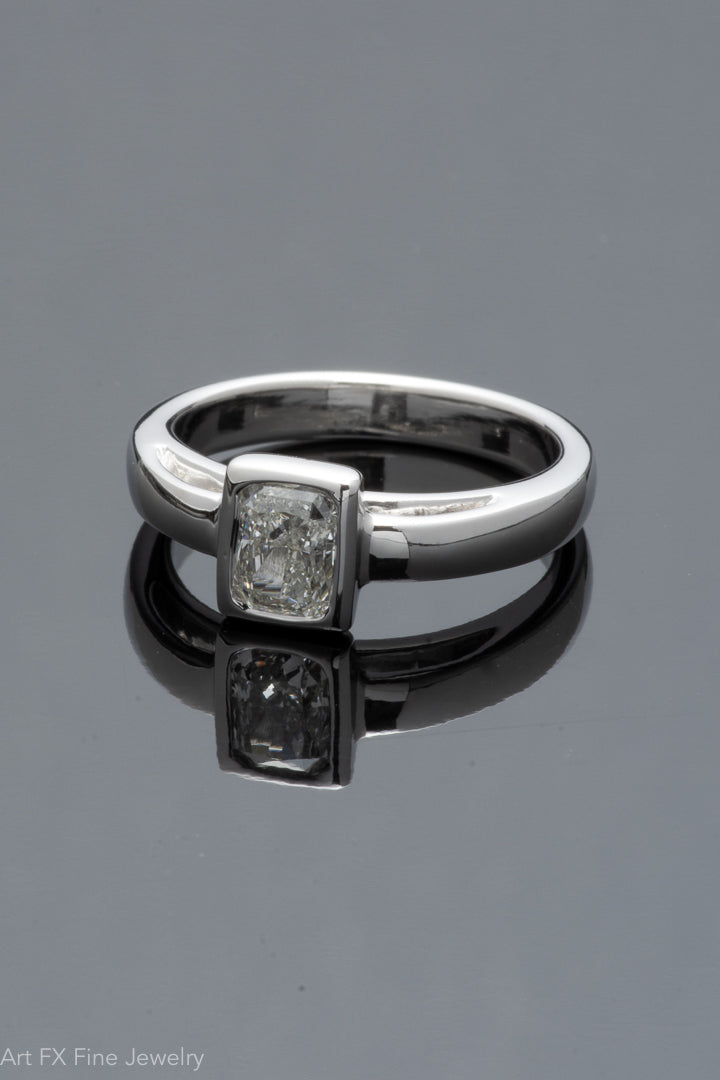 14k White Gold and Diamond Ring