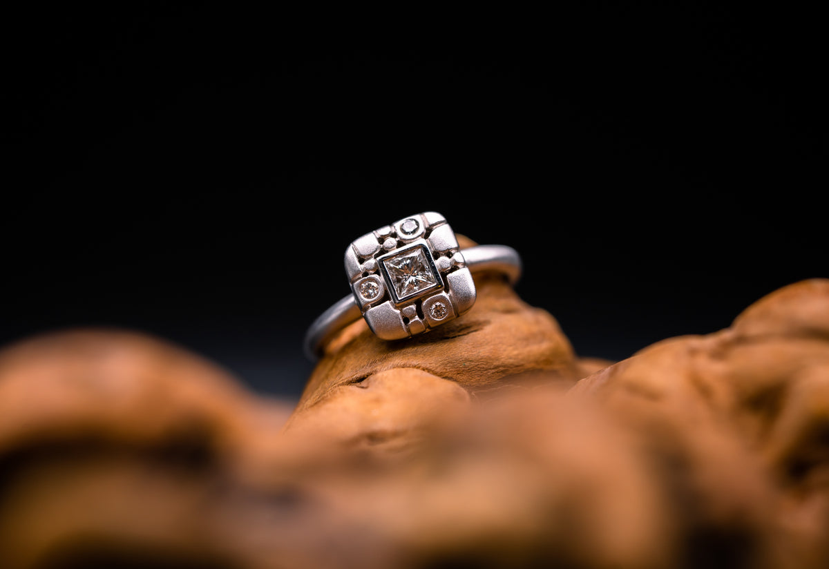 14k White Gold Diamond Ring