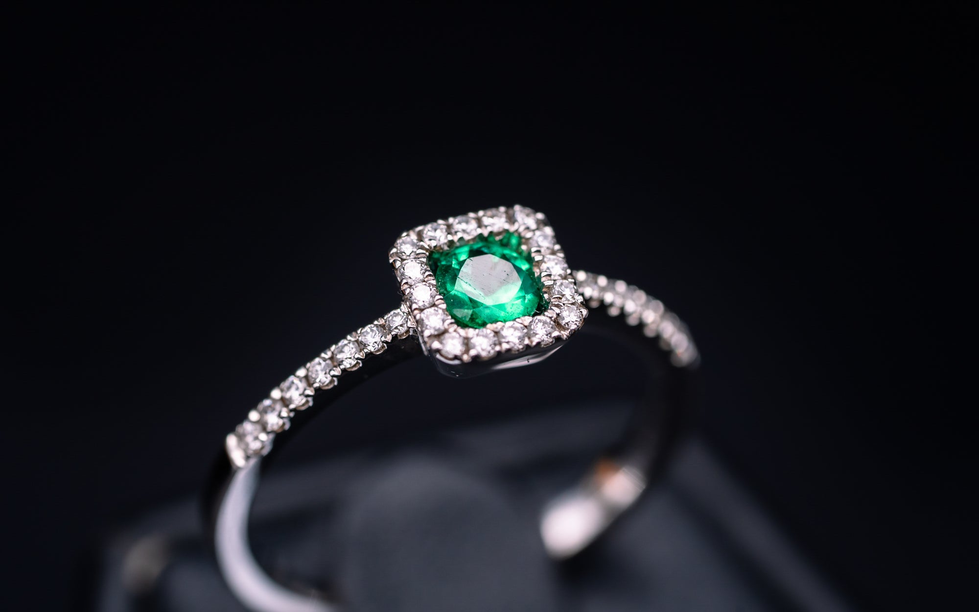 14k White Gold Emerald and Diamond Ring